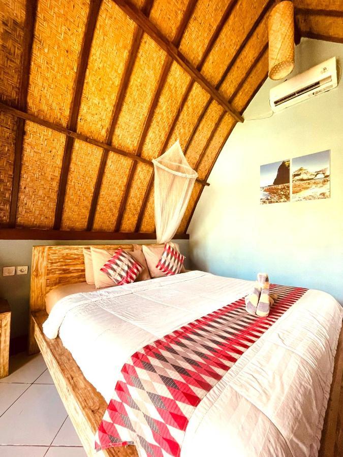 Apit Lawang Villas & Resto Batununggul Exterior photo