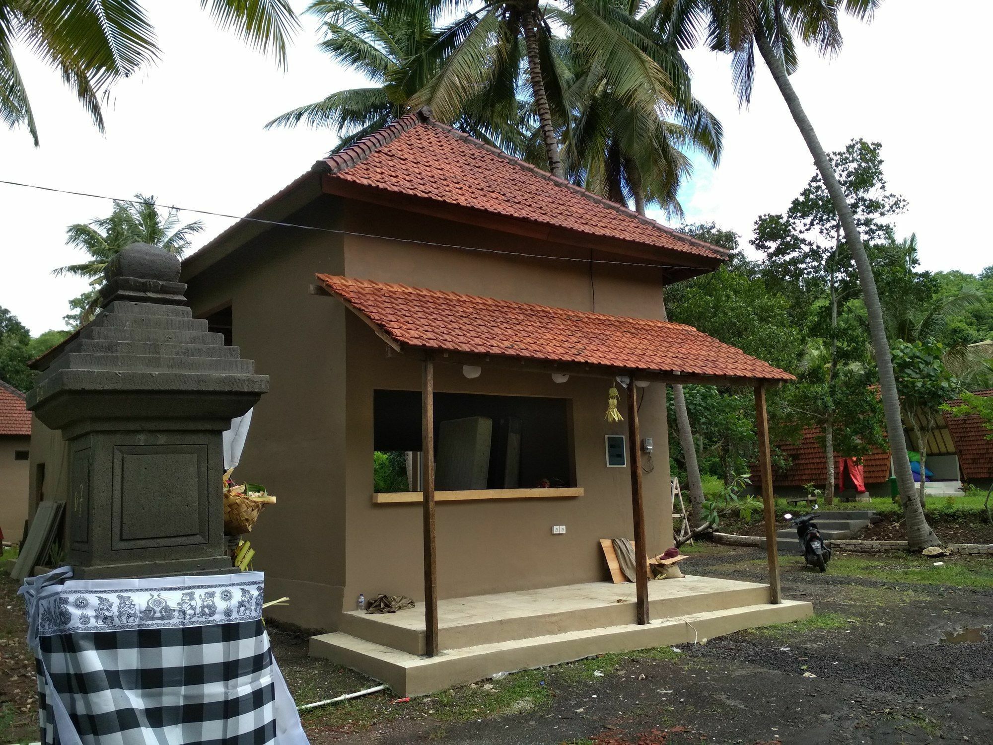Apit Lawang Villas & Resto Batununggul Exterior photo